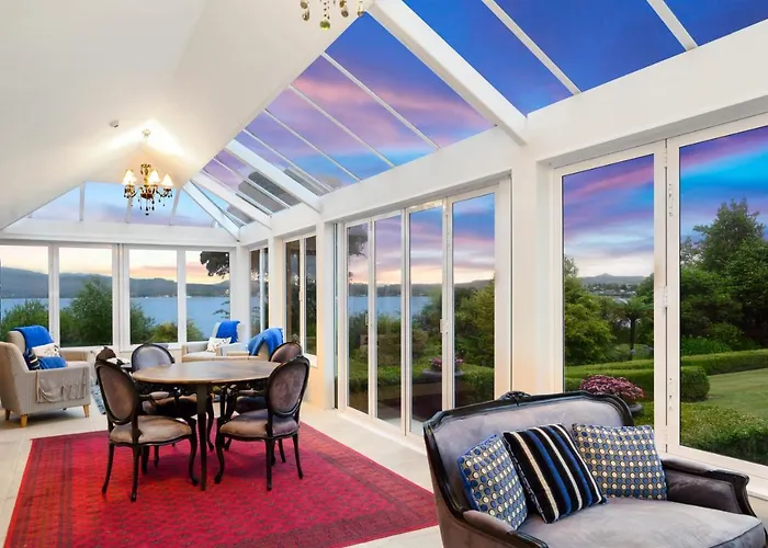 Black Swan Lakeside Boutique 5*