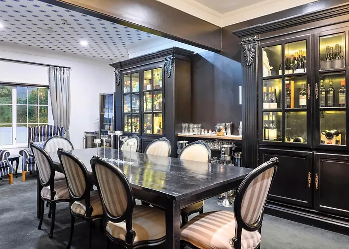 Black Swan Lakeside Boutique 5* Rotorua