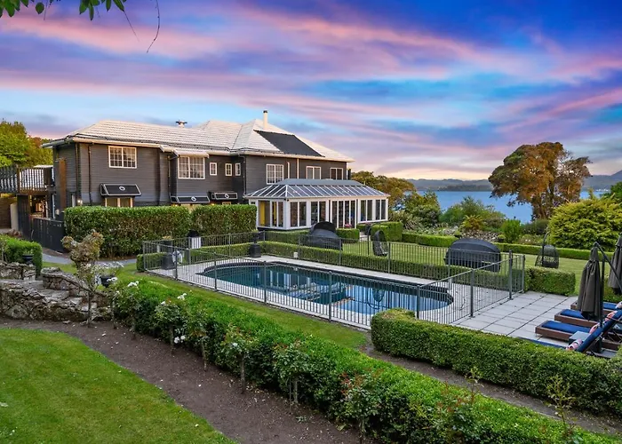 Black Swan Lakeside Boutique Rotorua