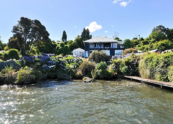 Hotel Black Swan Lakeside Boutique