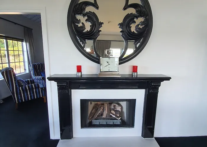호텔 Black Swan Lakeside Boutique