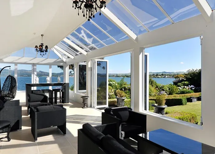 Hotel Black Swan Lakeside Boutique
